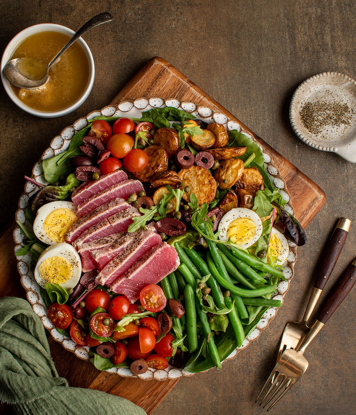 tuna nicoise salad