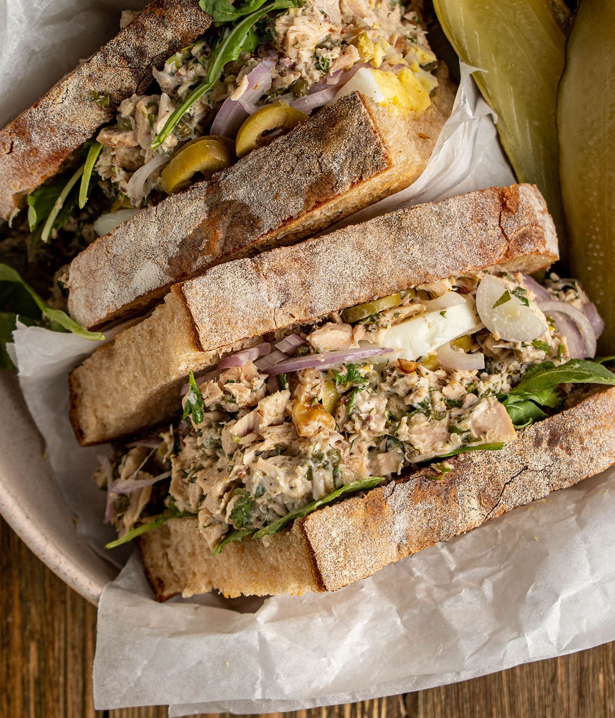 tuna salad with egg