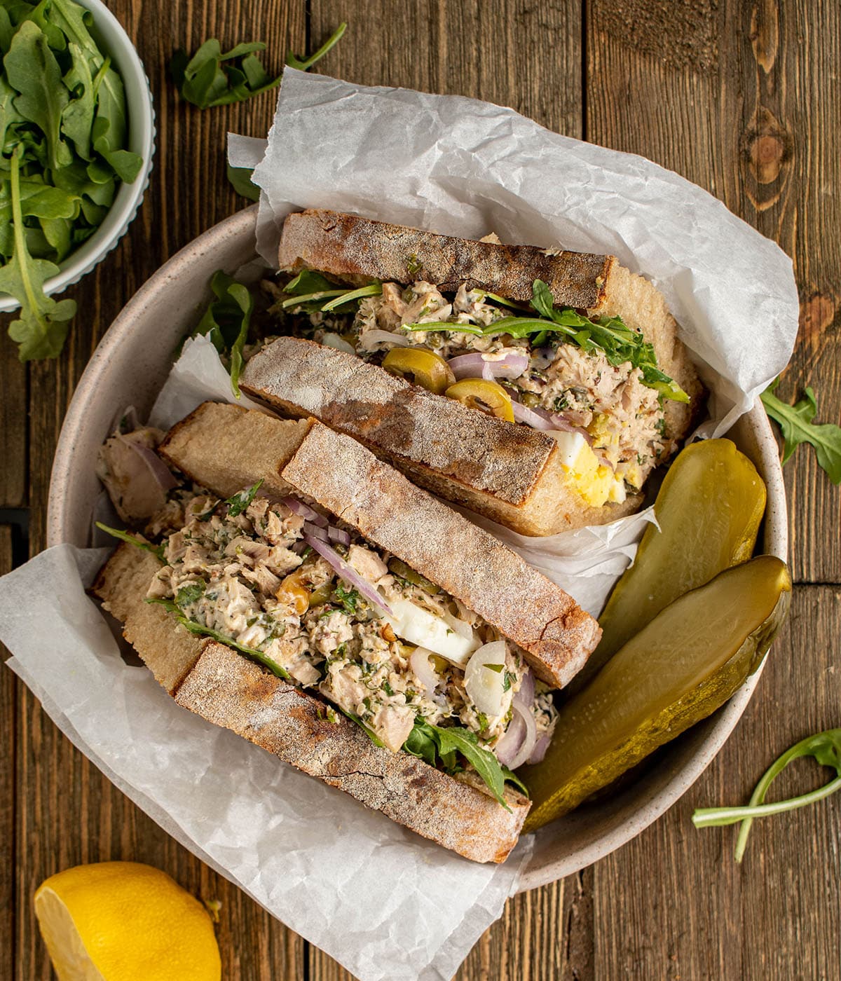tuna salad with egg