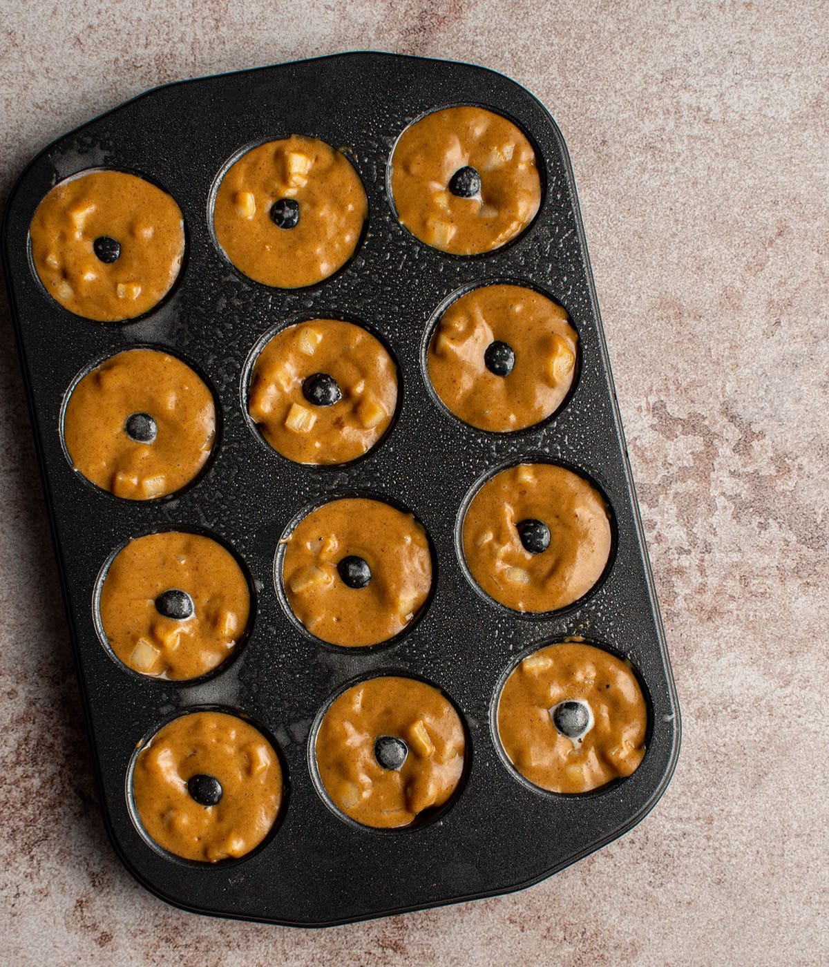 fill donut pan
