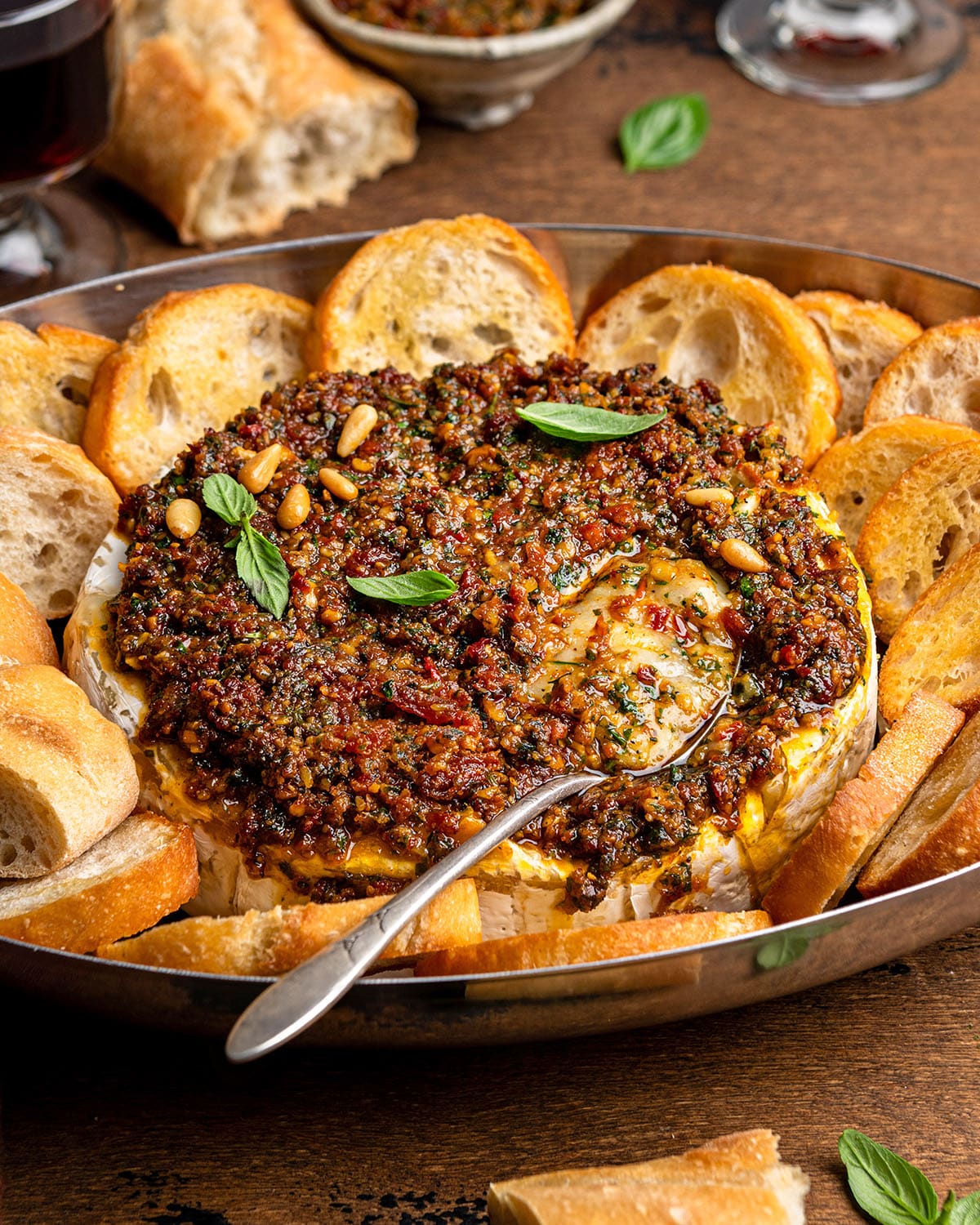 savory baked brie with sun-dried tomato pesto