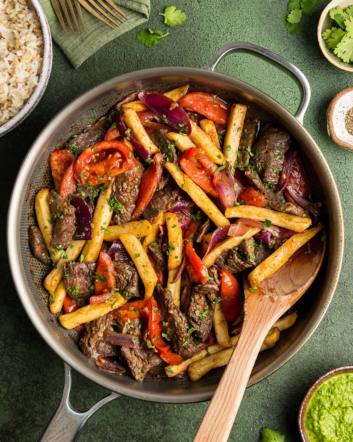 shaking beef lomo saltado